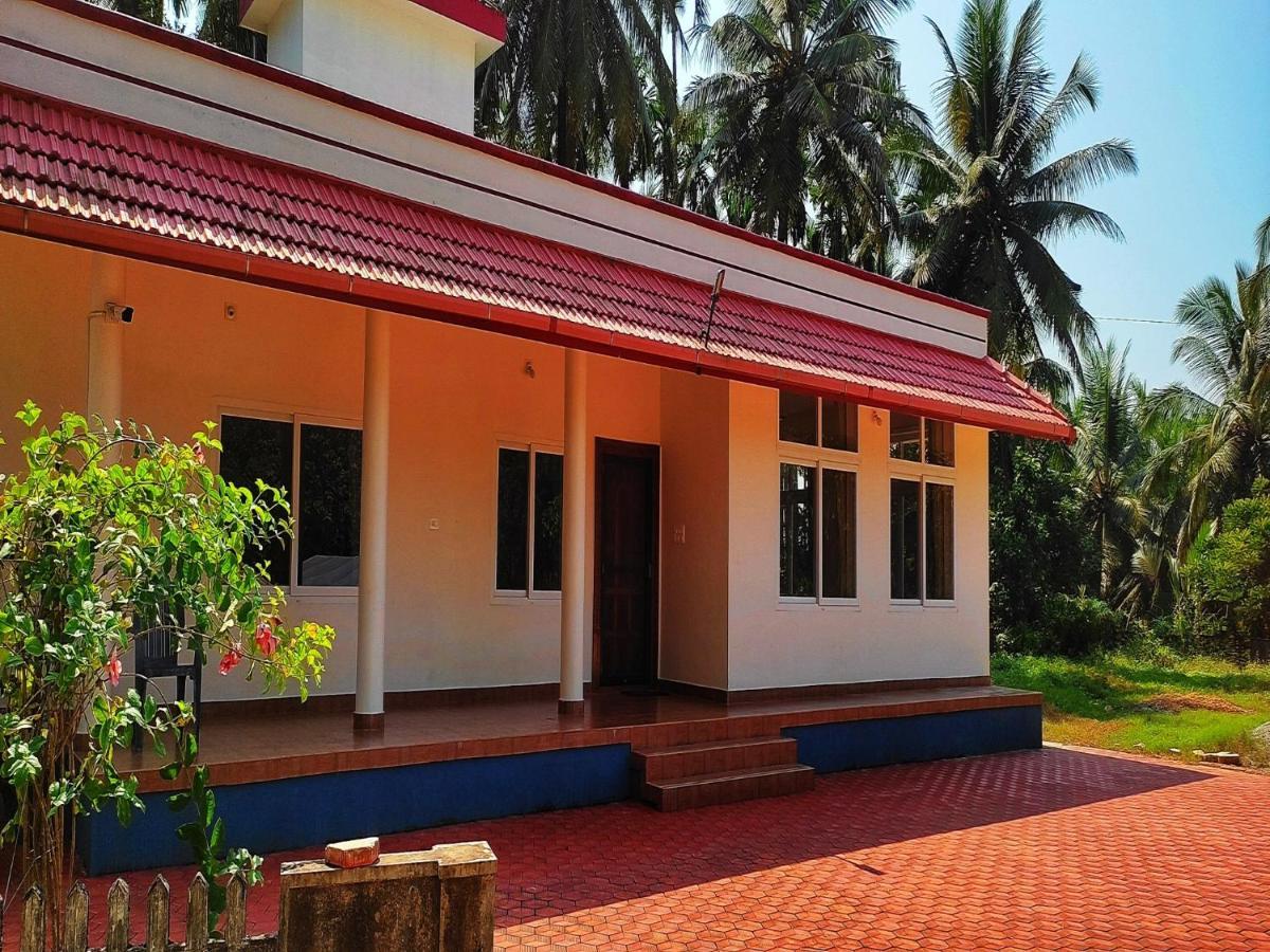 Blue Oasis Hotel Mangalore Exterior photo