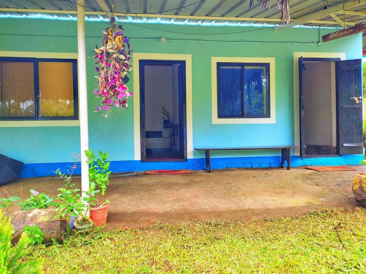 Blue Oasis Hotel Mangalore Exterior photo